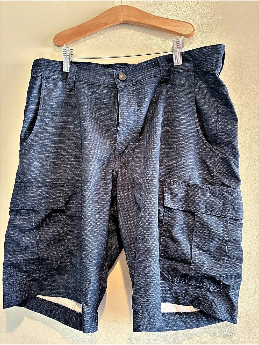Lee Cargo Shorts Black/Navy Size 32 Like New